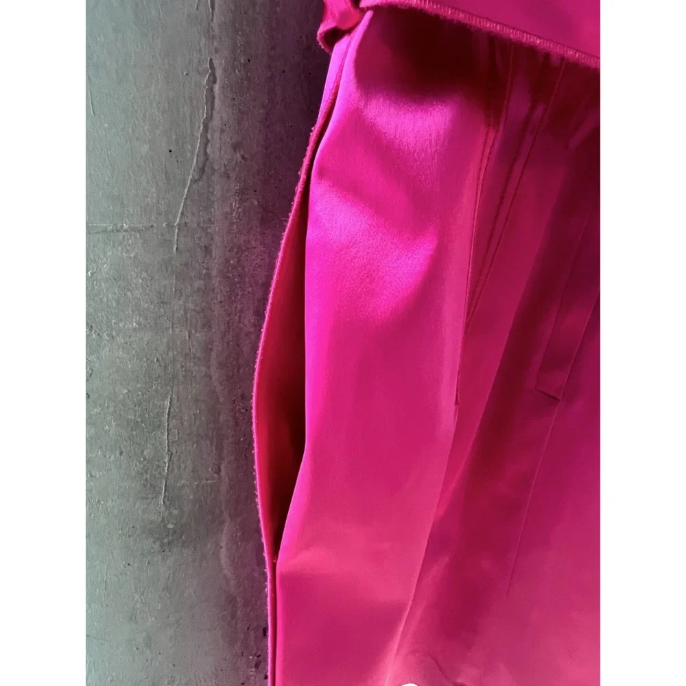 💝 Dolce & Gabbana Magenta Satin Sleeveless Belted Cocktail Dress 💝 - Picture 4 of 12